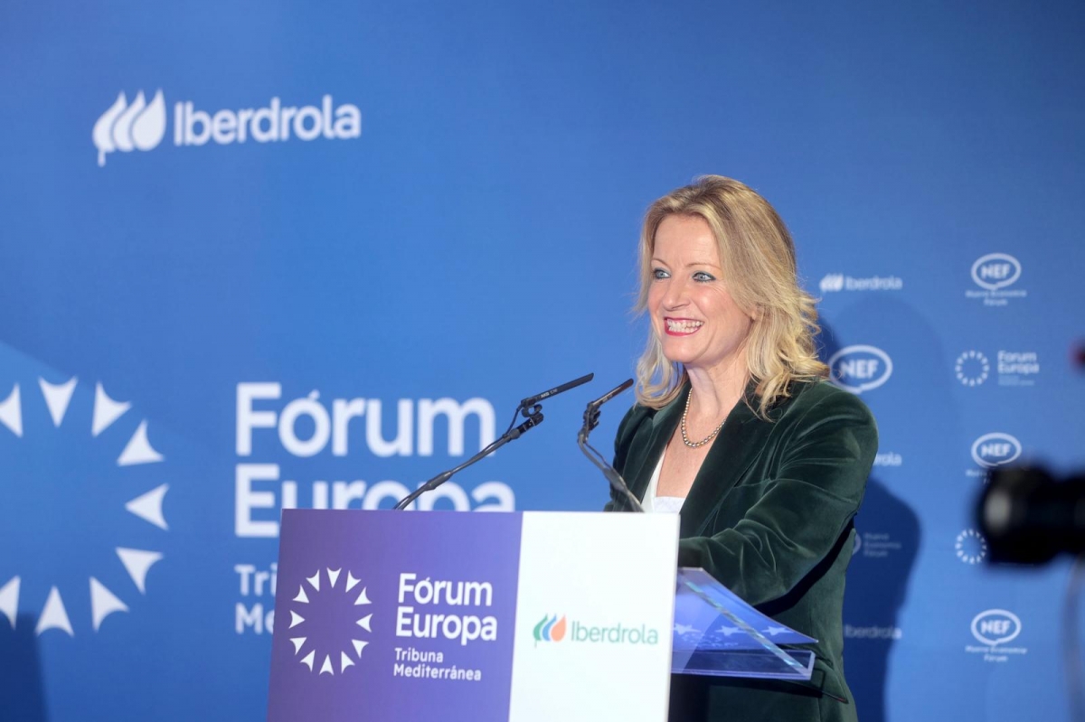 La presidenta de la FVMP y alcaldesa de Xirivella, Paqui Bartual, en el Fórum Europa Tribuna Mediterránea.