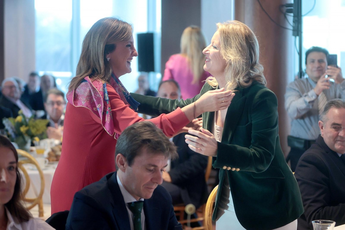 Paqui Bartual y María José Catalá en el Fórum Europa Tribuna Mediterránea.