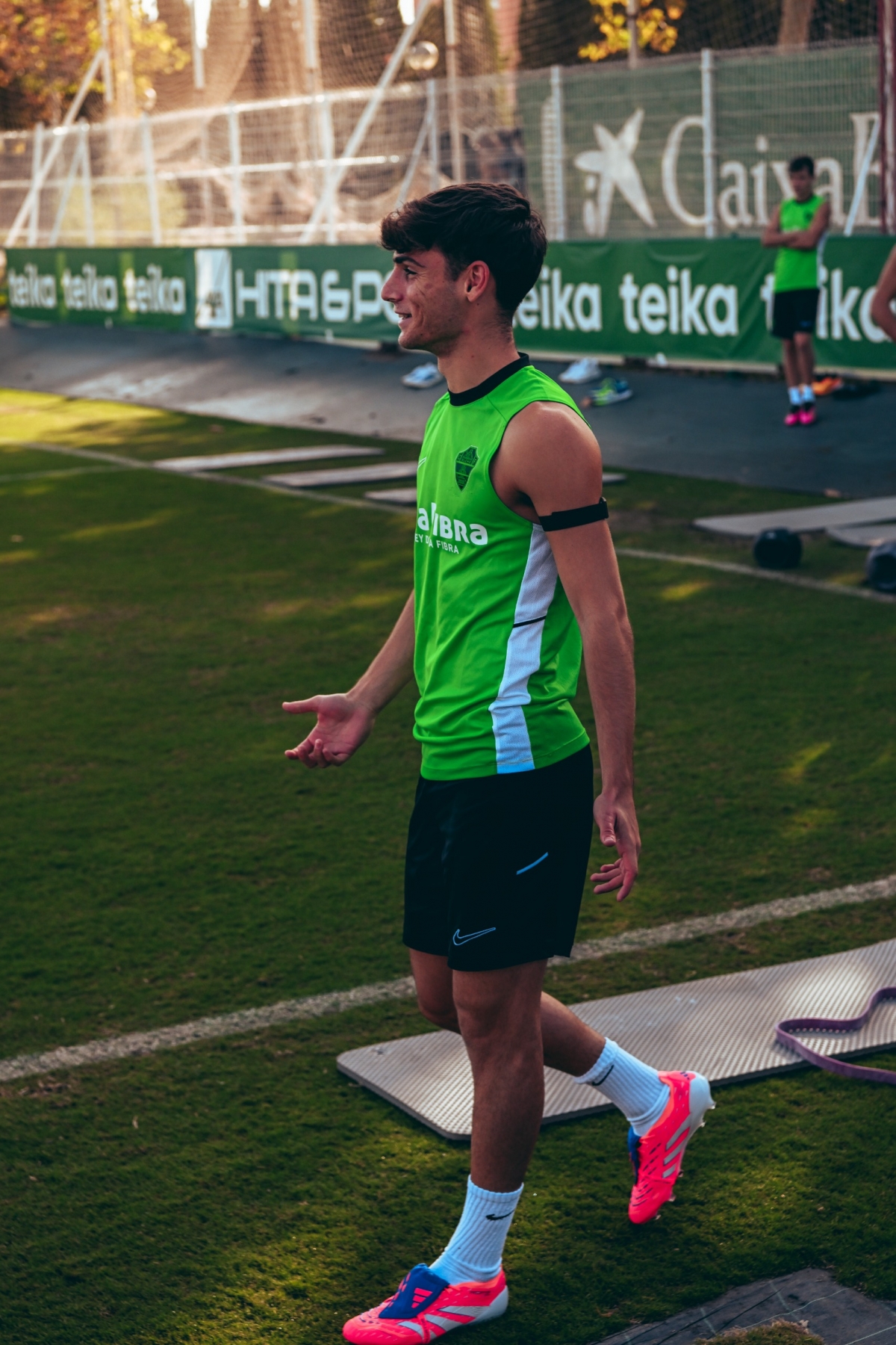 Rodrigo Mendoza se reincorpora a los entrenamientos - Foto: ECF Rodrigo Mendoza se reincorpora a los entrenamientos