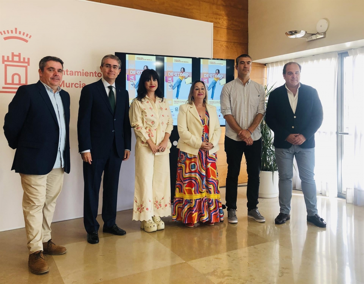 Una treintena de comercios participa en la nueva edición de la Feria de Otoño del Comercio Minorista de Murcia