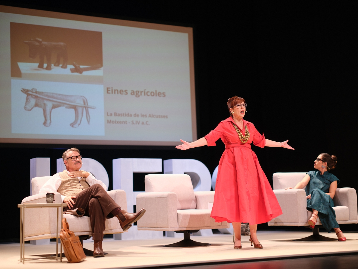 Teatro y danza | La Sala L’Horta destapa la hipocresía y la lucha por el poder en el ámbito académico con 'Íbers'