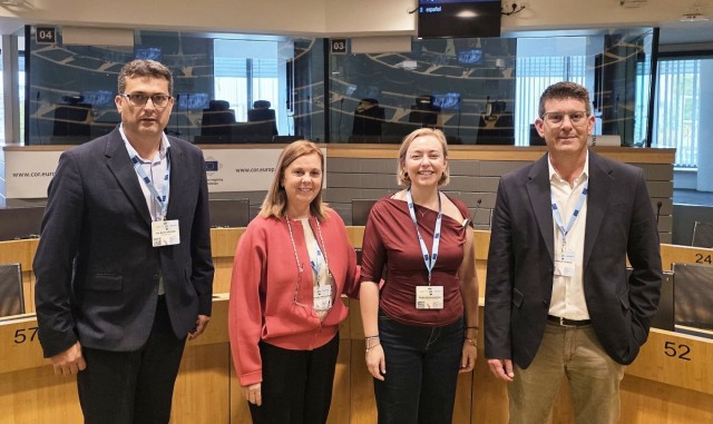La Diputación de Valencia reclama en Bruselas gestionar los fondos europeos para municipios afectados por la Dana