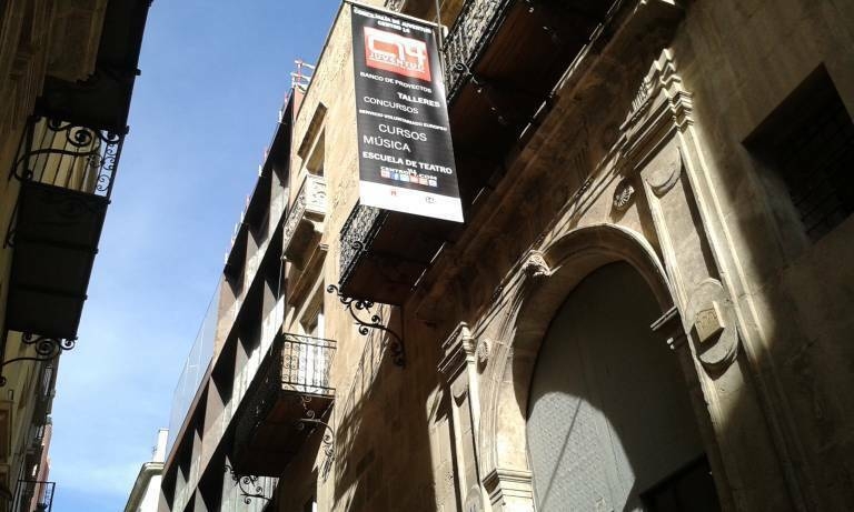 Compromís alerta de que el nuevo convenio sobre el Centro 14 permite usos distintos a los de Juventud