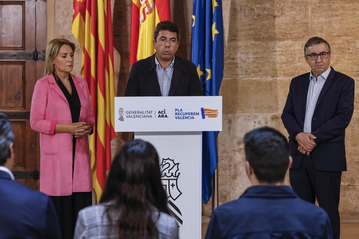 Camarero, Mazón y Rovira, durante el anuncio de las ayudas. - Foto: EP/ROBER SOLSONA