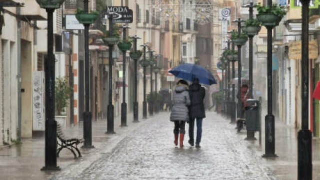 El temporal de lluvias provoca cortes de vías en Castelló debido a la acumulación de agua