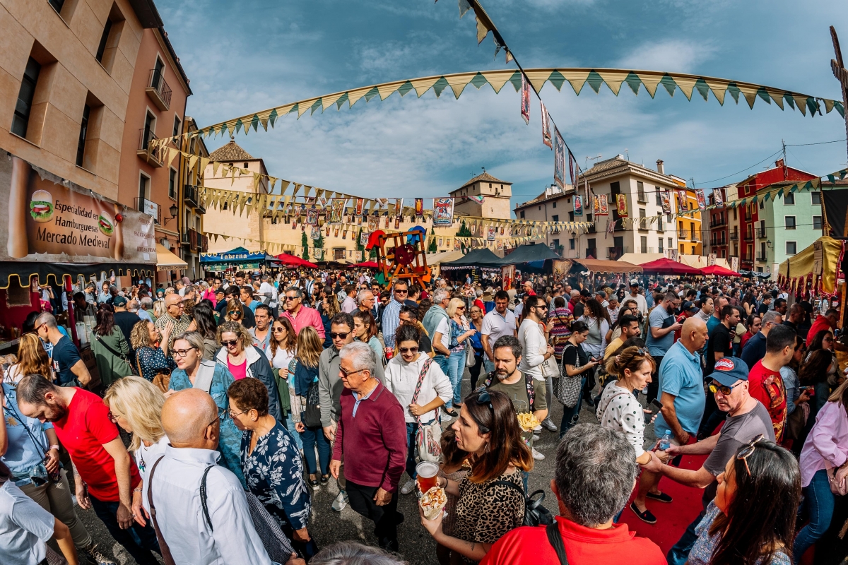 La Fira de Tots Sants de Cocentaina refuerza su papel como motor económico y escaparate multisectorial en la Comunitat
