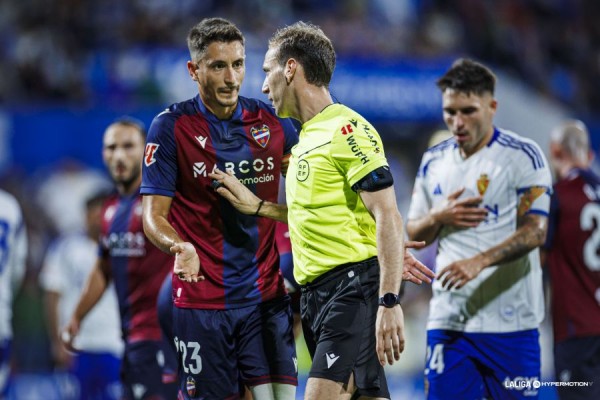El Levante pierde a los trucos en Zaragoza