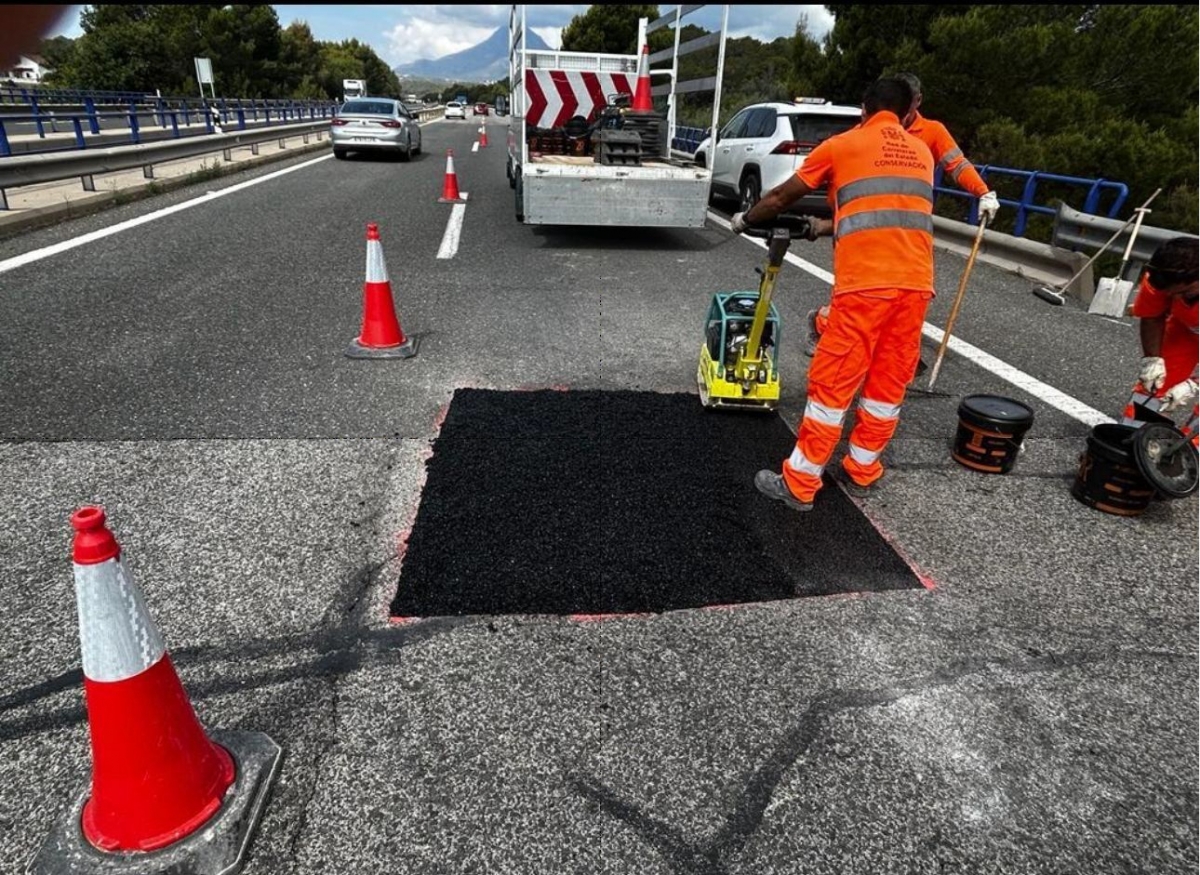 Transportes adjudica por 17,8 millones de euros un contrato para conservar 156 km de carreteras en la provincia de Alicante