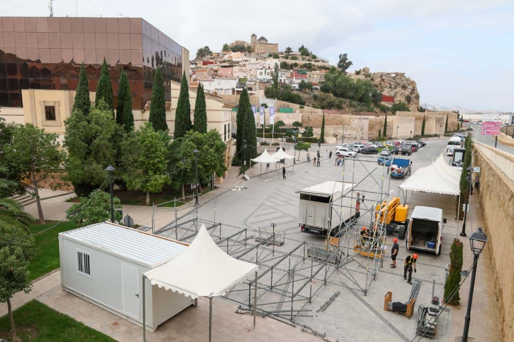 El 'Achobeer Fest' aparca en Lorca con 15 conciertos gratuitos y buscando batir un récord mundial con la mayor cata simultánea de cerveza