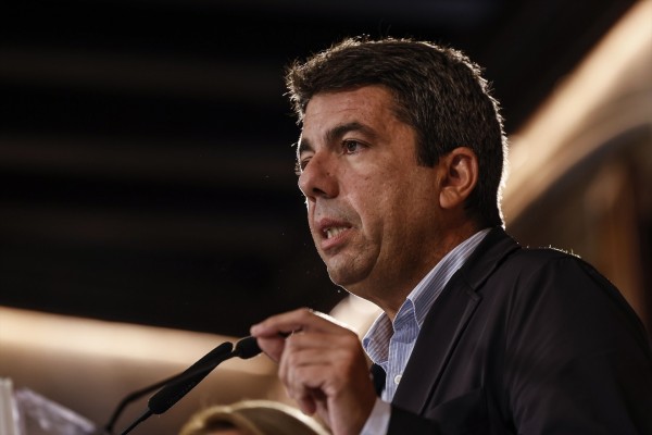 Carlos Mazón declara en Les Corts unas rentas de 86.000 euros en el año 2024
