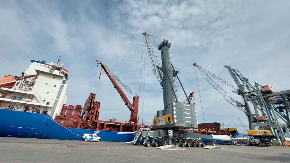 PortCastelló proyecta en la feria Antwerp XL en Amberes su potencial en cargas especiales