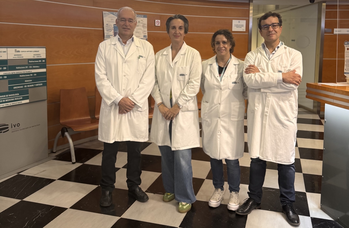 Los Dres. Fuster, Oliete, Mengual y Guerrero del IVO.