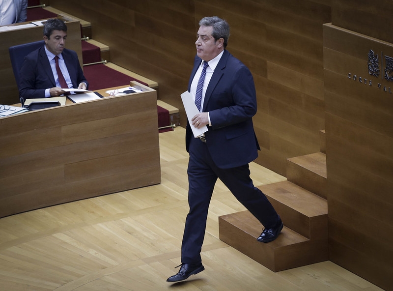 El PP cede ante Vox para que el Consell diferencie españoles e inmigrantes en estadísticas