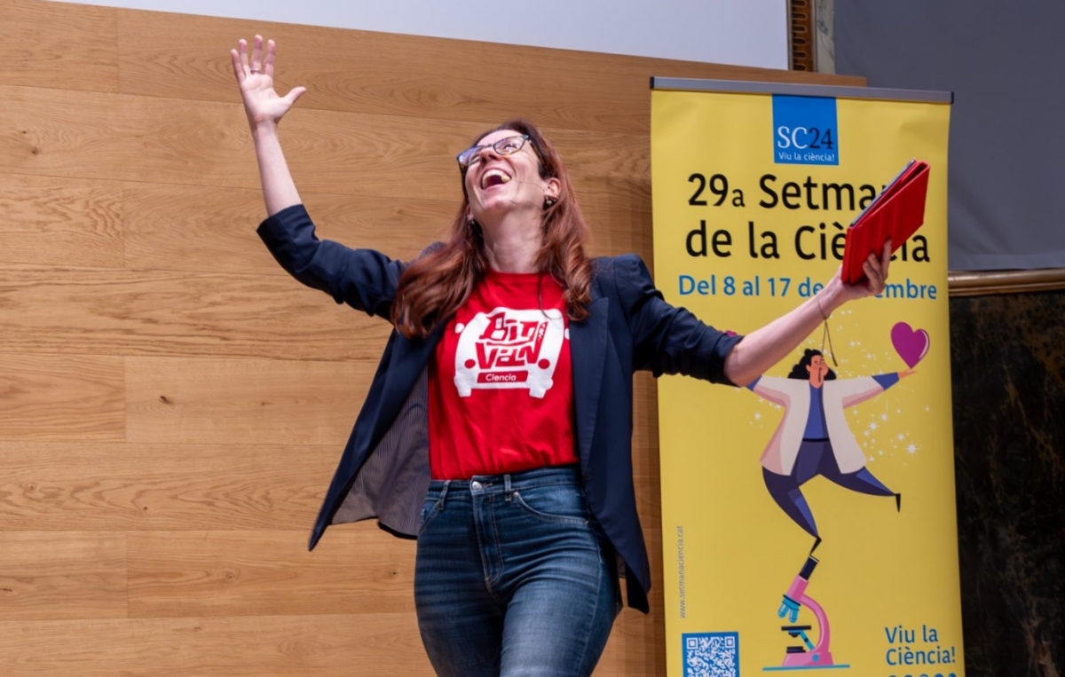 La UA impulsa el humor científico con el concurso de monólogos del Club de la Ciència