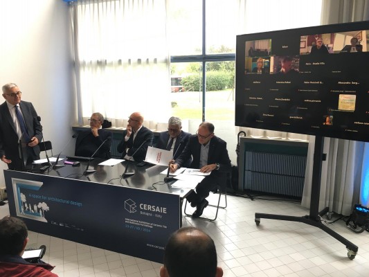 Más de 600 expositores y una agenda repleta de eventos: Cersaie ultima su 41ª edición