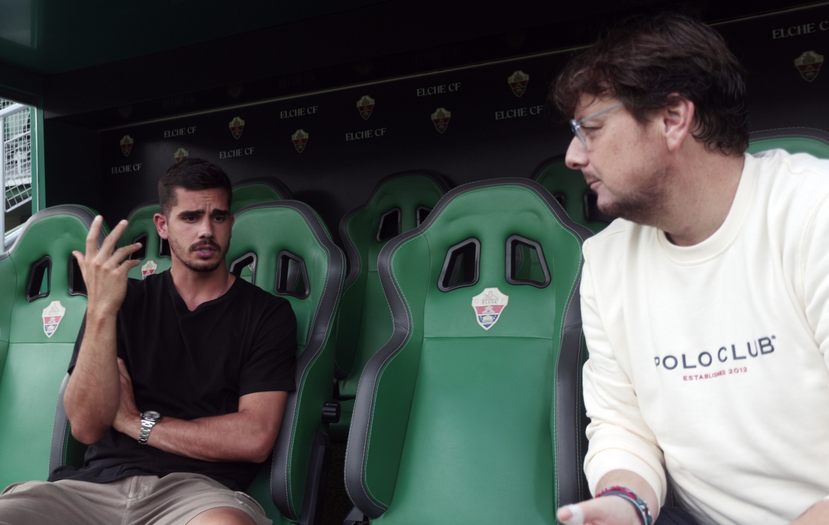André Silva atiende a Alicante Plaza