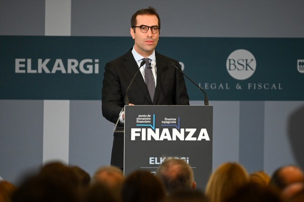 Cuerpo apuesta por un instrumento permanente de financiación de inversiones, 