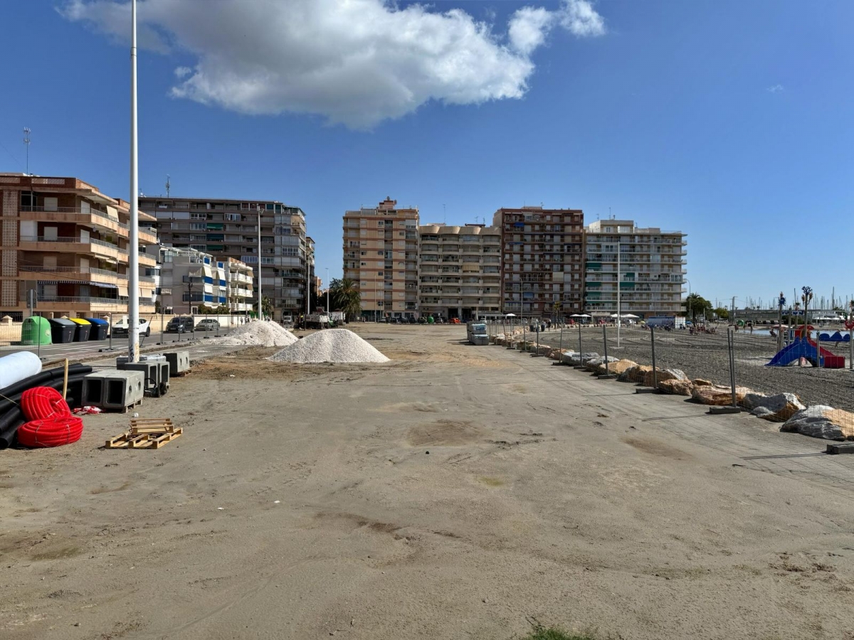 Comienzan las obras de restauración ambiental y renaturalización del entorno de Gran Playa de Santa Pola