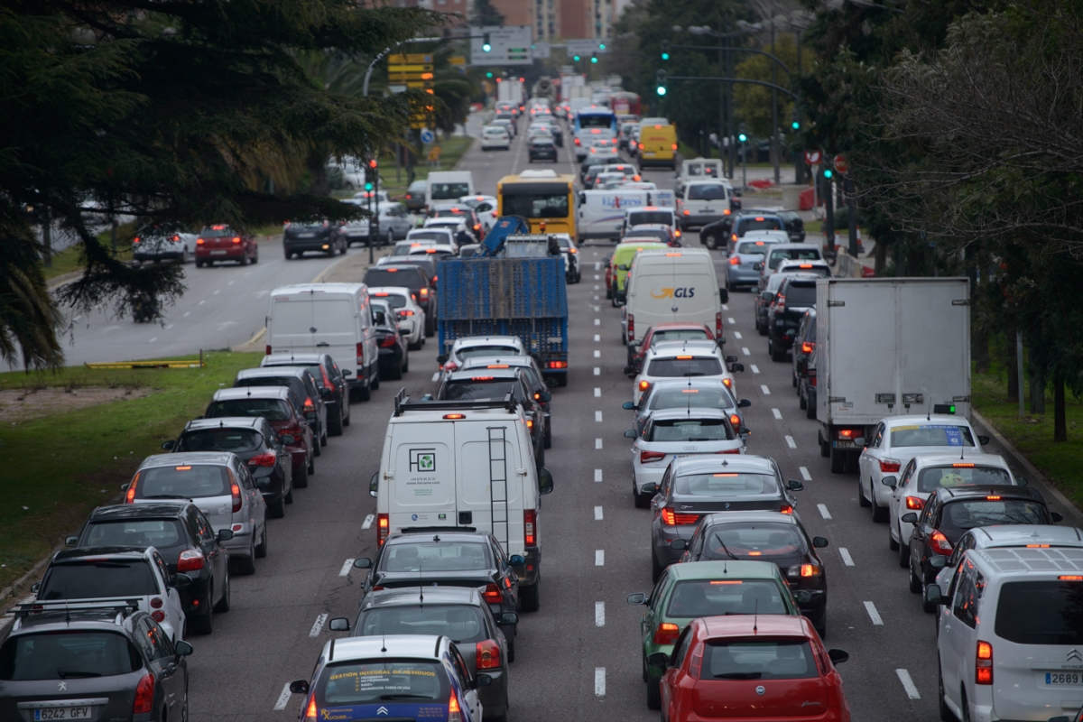 Catalá aplica una Zona de Bajas Emisiones de mínimos para 
