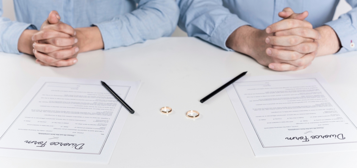 Formulario de divorcio. - Foto: FREEPIK.ES