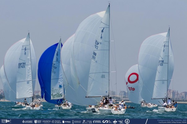 El Real Club Náutico de Valencia inaugura la Winter Series J80 RCNV y el Trofeo Varadero para la flota Crucero ORC