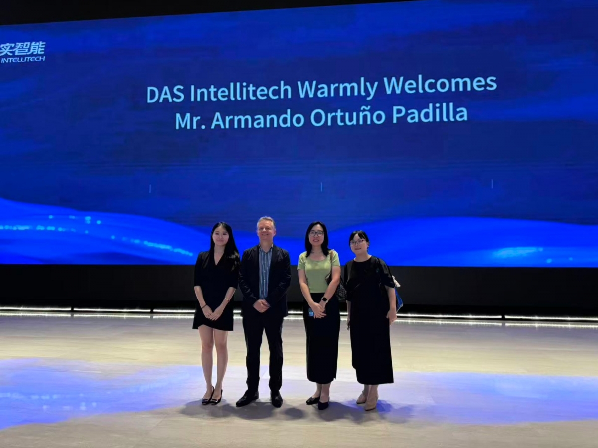 Armando Ortuño (UA): 