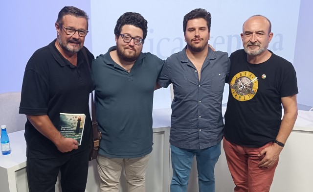      Bono descuento tour Castillo de Santa Bárbara - El Senado de Alicante Plaza   
