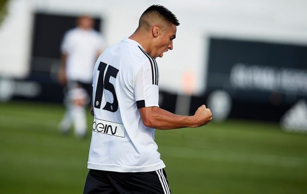 El Mestalla supera al Badalona y se acerca a la zona noble de la tabla