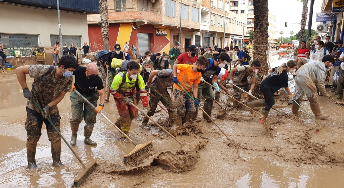 Paiporta conmemora el primer aniversario de la Dana con un homenaje colectivo