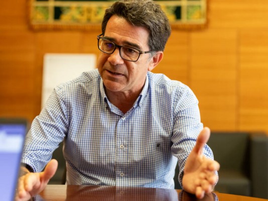 San Vicente aprobará una declaración institucional en favor del grado de Medicina en la UA