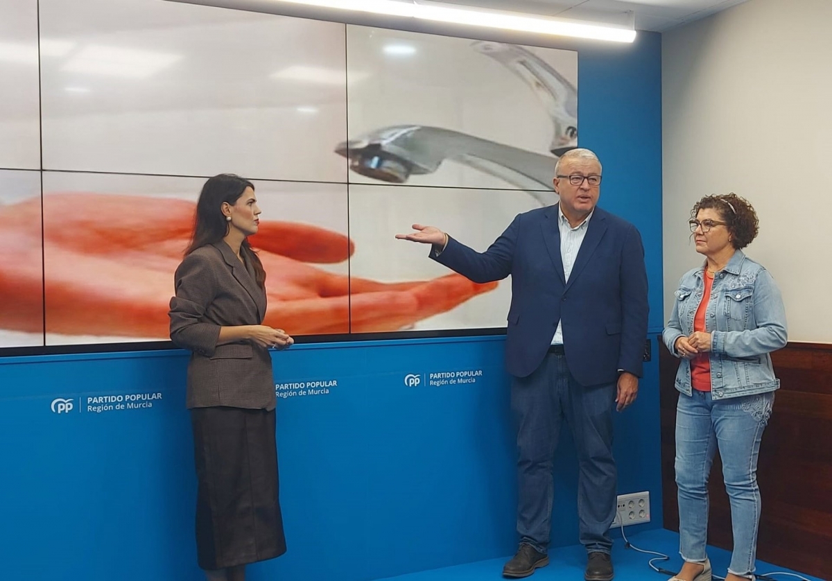El PP pide explicaciones a la ministra Aasegen en el Senado y el Congreso por los cortes de agua en la Región