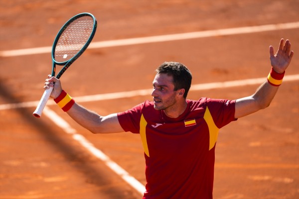 Pedro Martínez jugará la Final 8 de la Davis en una convocatoria en la que vuelve Alcaraz