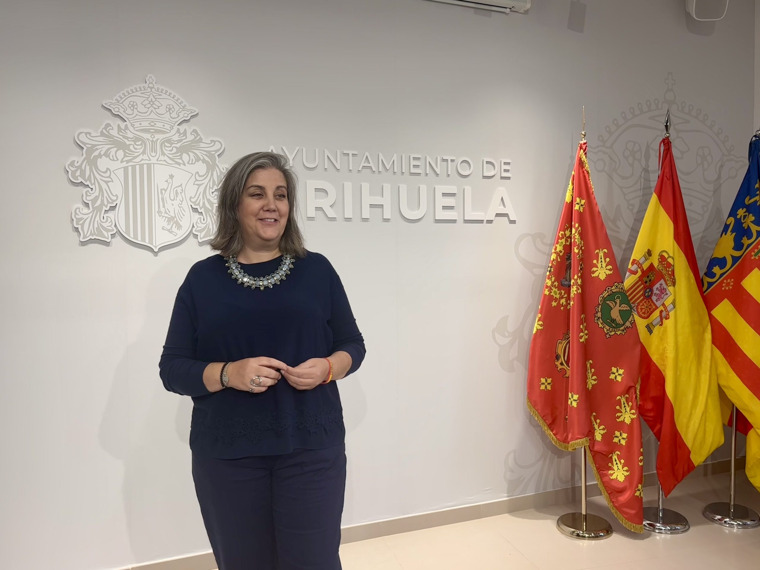PP y Vox de Orihuela dan 10.000 euros a Redmadre, que ayuda ante 