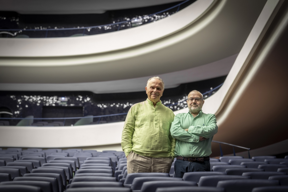 Sir Mark Elder ‘reta’ a la Orquestra de Comunitat Valenciana para demostrar su “gran nivel”
