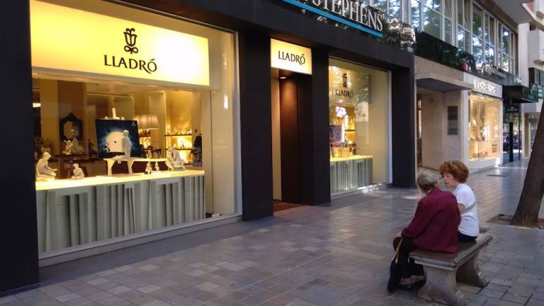 Lladró pide ayudas al Gobierno para evitar el ERTE en su mayor fabricante de porcelana