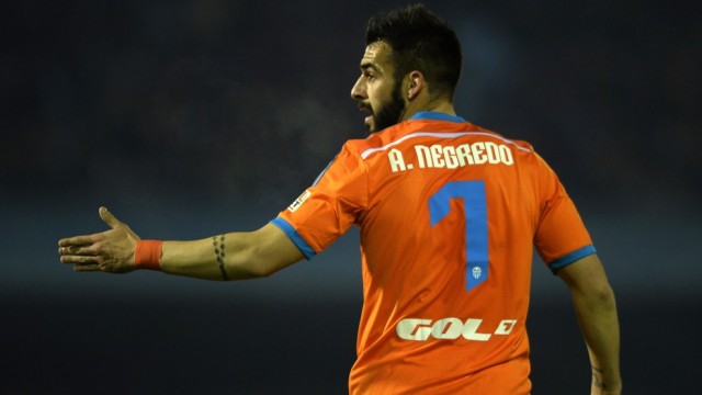Álvaro Negredo carga su sicav con medio centenar de compañías de bolsa