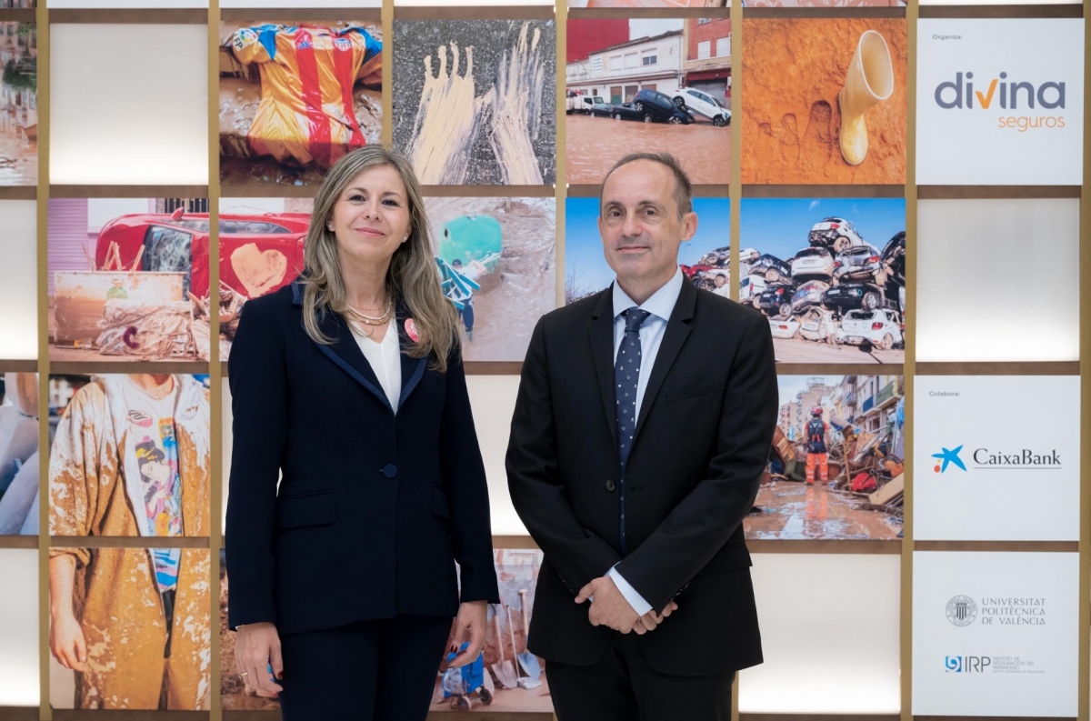 Lodo. Miradas de lo vivido recoge más de 400 fotos y vídeos inéditos de la riada realizados por afectados de la catástrofe