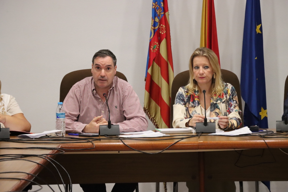 Xirivella ajusta la tasa de residuos conforme a la ley estatal y refuerza su política fiscal con bonificaciones