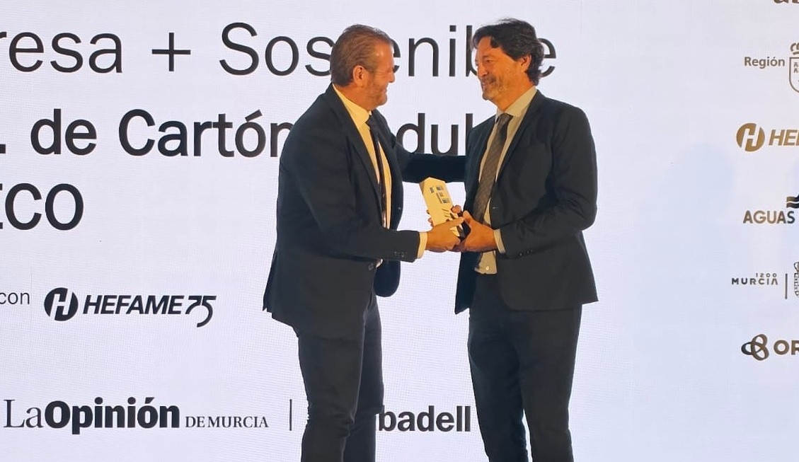 Hefame entrega el premio Sabadell 'Empresa más sostenible' a SAECO