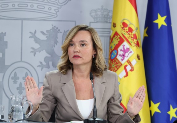 El Gobierno pide a Mazón que escuche a las víctimas de la Dana, que reclaman que no vaya al funeral de Estado