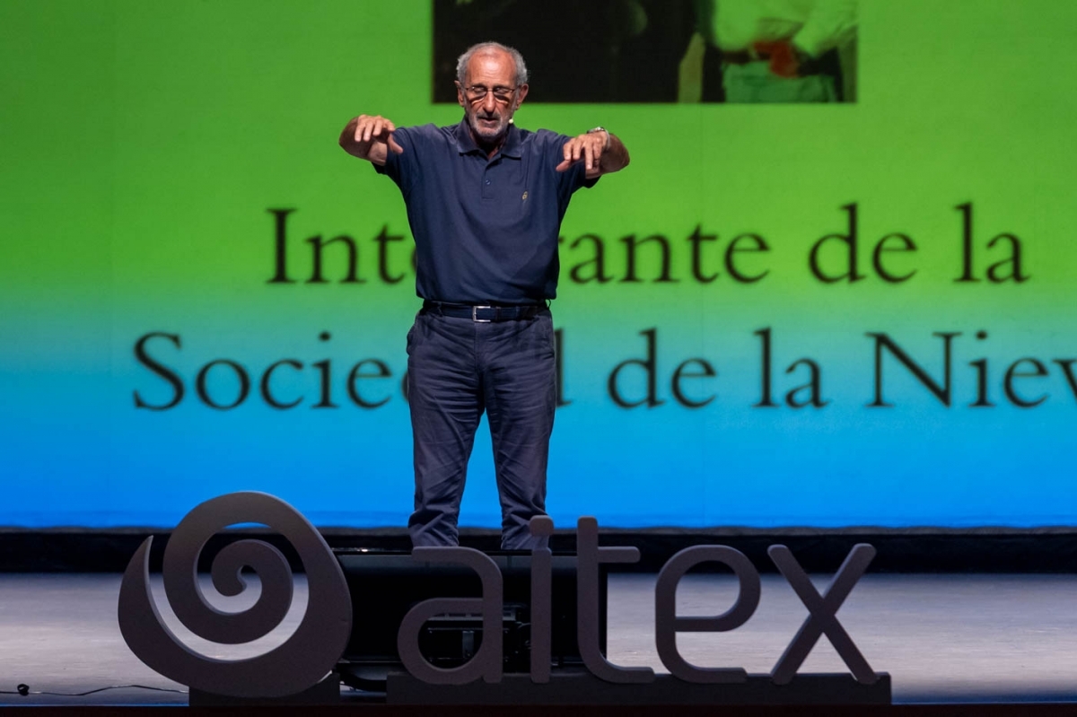 Gustavo Zerbino, superviviente del accidente aéreo en los Andes, ha ofrecido una conferencia.