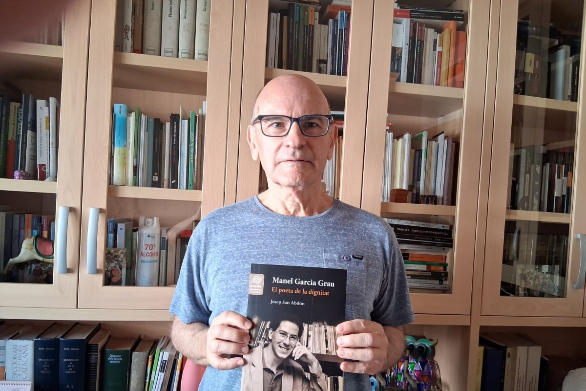 L'escriptor Josep San Abdón presenta a Castelló el seu homenatge a la veu viva de Manel Garcia Grau