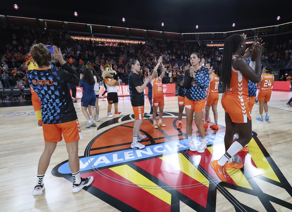 Valencia Basket busca su segunda victoria europea ante el DVTK