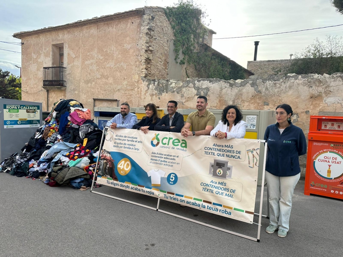 El Consorci Crea presenta en Monóvar la ampliación de su servicio de recogida de textil 