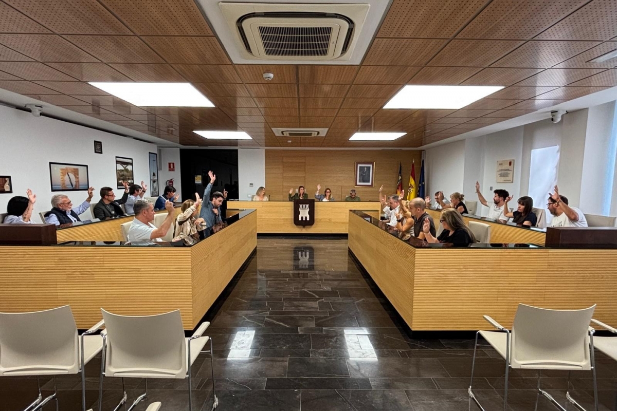 Almassora se une para aceptar las competencias y ejecutar la reforma de la escuela infantil San José