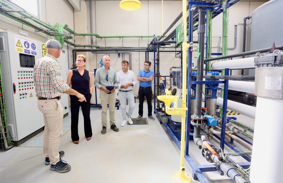 La Diputación estudiará actuaciones para atajar los problemas de turbidez en la red de agua de Relleu