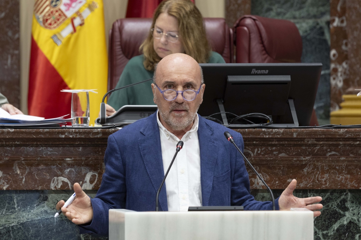 José Luis Álvarez-Castellanos es diputado de Izquierda Unida.
