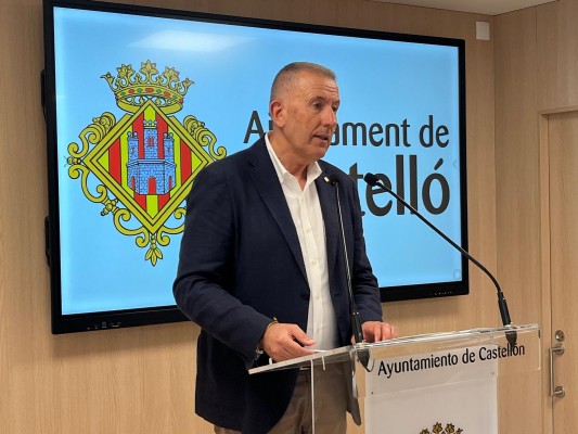 Castelló sustituirá los ecoparques móviles por seis puntos limpios fijos en los distritos a finales de año
