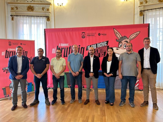 “A Algemesí, ni brutícia ni rossí, ni cap incívic que s’arrime per ací”, la nueva campaña de residuos