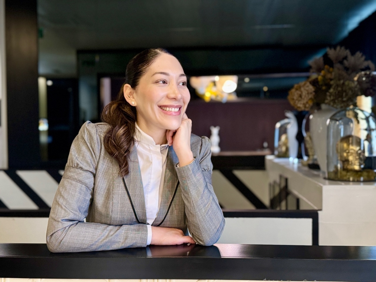 Atraco Hedonista a... Delia Claure (El Poblet)